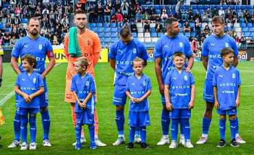 Nástup s hráči při ligovém utkání