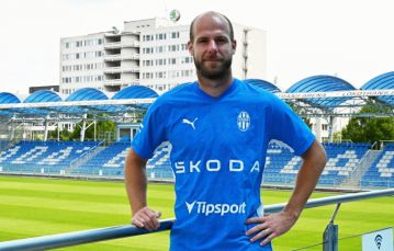 Z Budějovic přestoupil slovenský stoper Králik